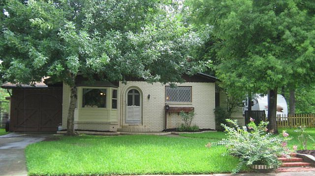 1st image of 60 Camellia Ct