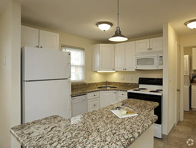 Terrace Estates — Photo 9
