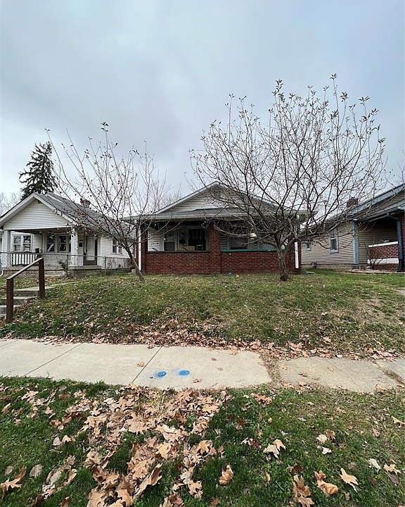 1st image of 2912 E 17th St