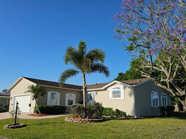 86 Commonwealth Dr, Vero Beach, FL 32966