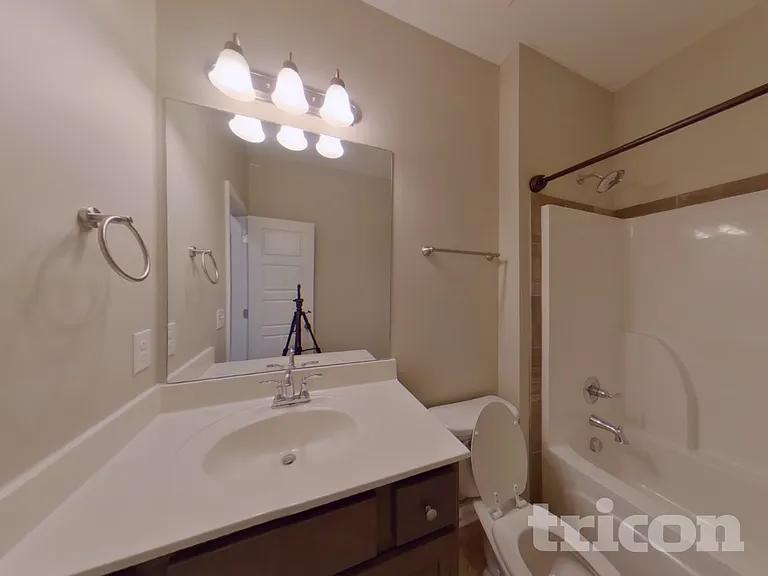 817 Ellyson Dr — Photo 14