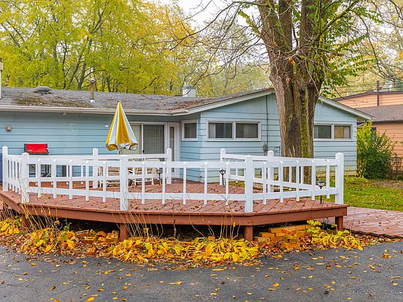 3rd image of 36232 N Grandwood Dr