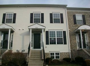 224 Oxford Oak Dr, Blacklick, OH 43004