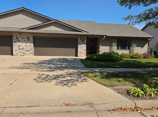 1603 Washington St S, Northfield, MN 55057