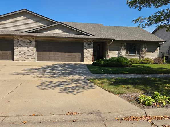 1603 Washington St S, Northfield, MN 55057