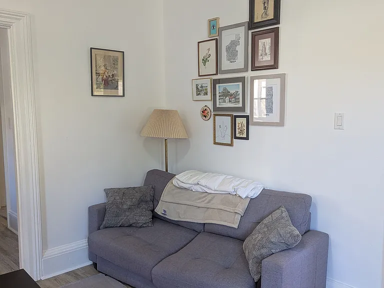 159 Wellington St — Photo 10