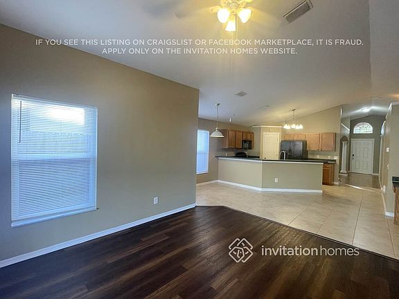 3rd image of 7626 Clovelly Park Pl
