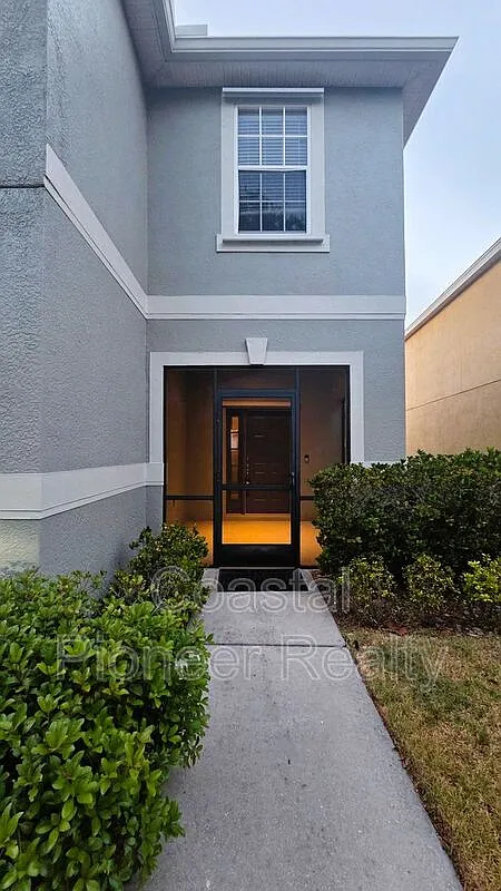 Building Photo - 10279 Newminster Loop