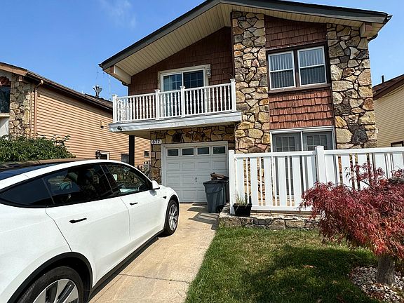 2nd image of 577 Lamoka Ave Floor 2