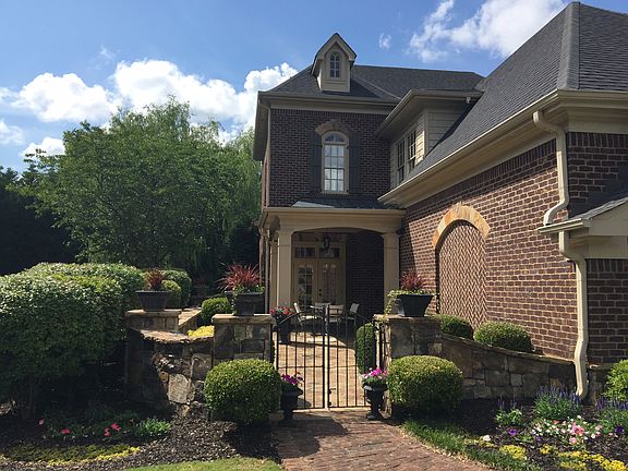 Front view left side