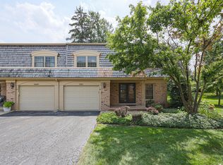 19W113 Avenue Normandy S, Oak Brook, IL 60523
