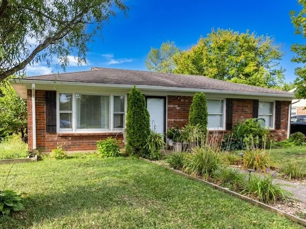 3066 Pimlico Pkwy, Lexington, KY 40515