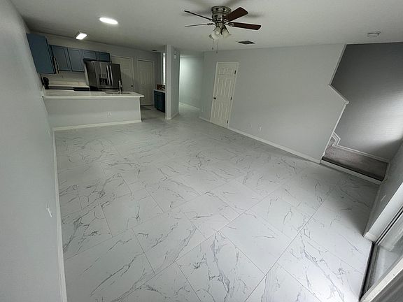 4th image of 581 Cresting Oak Cir #91