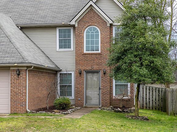3rd image of 3637 White Pine Dr