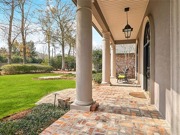 4th image of 427 Autumnwood Rd