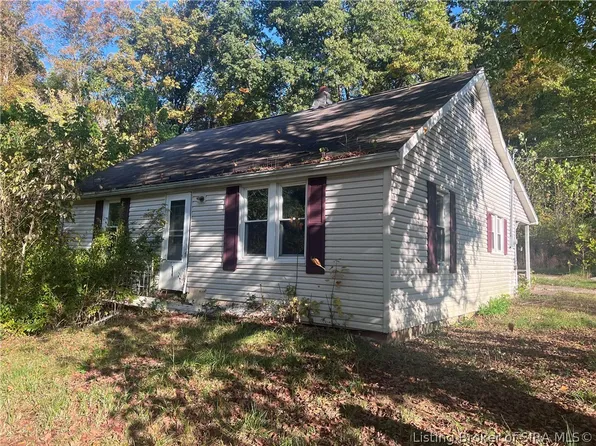 500 W Park Street, Marengo, IN 47140