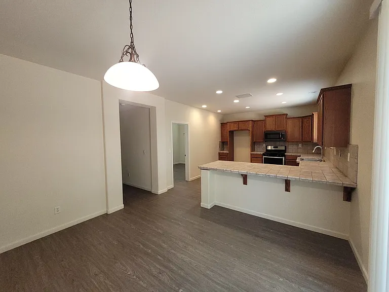 204 Arista Ct — Photo 12