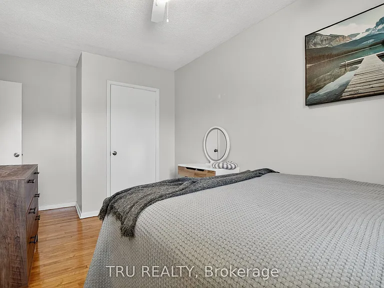 1253 Emperor Ave — Photo 17