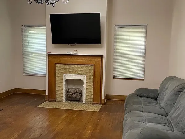 1004 W University Ave, Muncie, IN