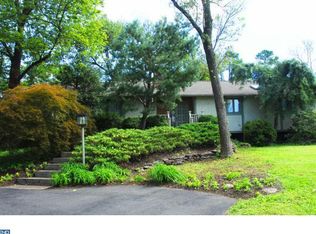 1733 Diamond St, Sellersville, PA 18960