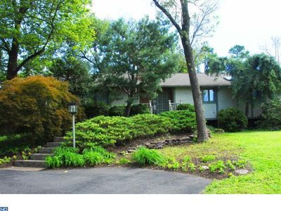 1733 Diamond St, Sellersville, PA, 18960