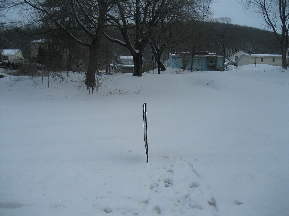2nd image of 945 W Main St