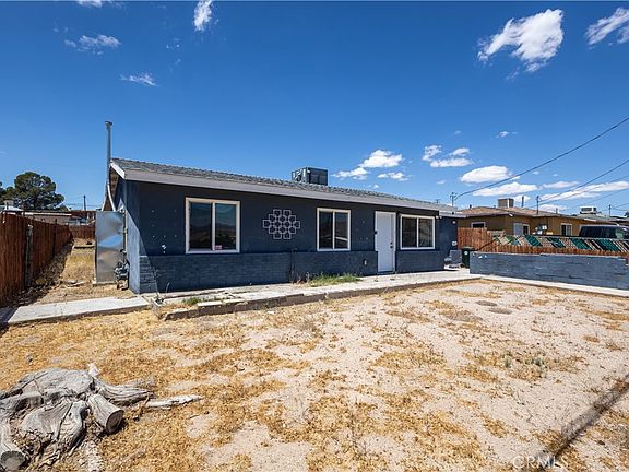 4th image of 1434 Mesa Dr