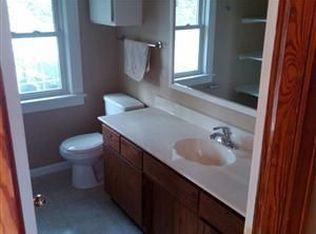 658 S Liberty St, Elgin, IL 60120