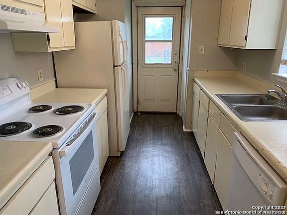 5th image of 5354 Gawain Dr
