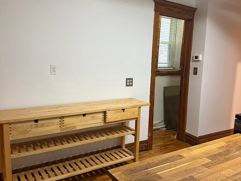 1723 N Kedzie Ave — Photo 17