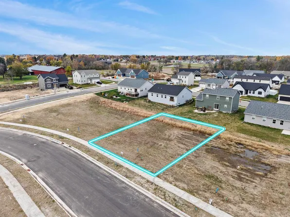 358 Wild Rose Way #49, Stoughton, WI 53589