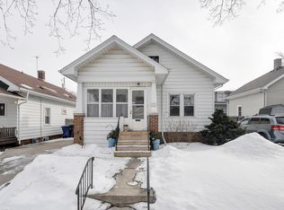 1721 Hagerer St, Racine, WI 53404