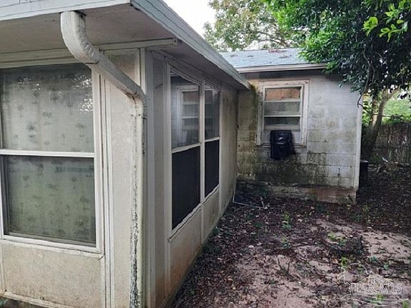 2nd image of 36 De Luna Cir