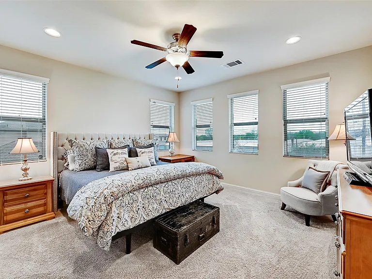 6814 E Riverside Dr #64 — Photo 10