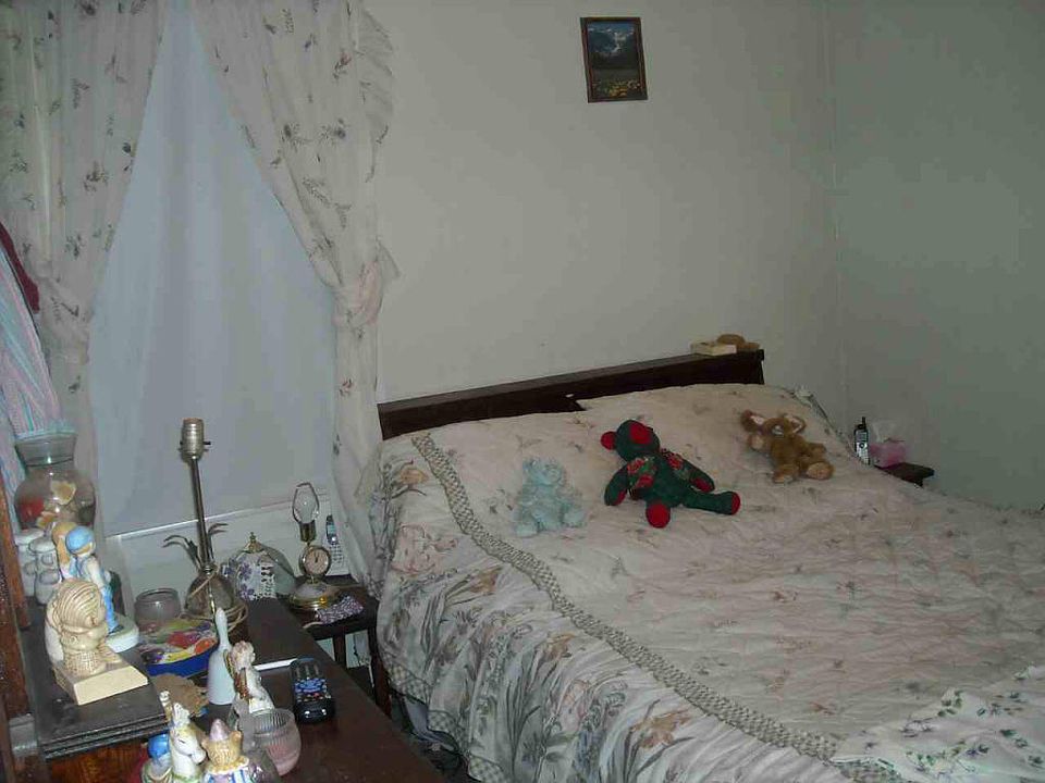 2nd image of 52 Fairview Ave