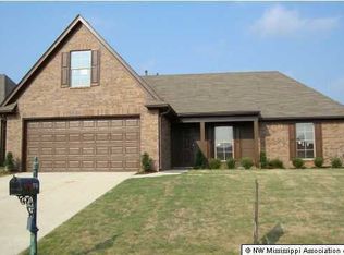 5741 Broadway Dr, Southaven, MS 38672
