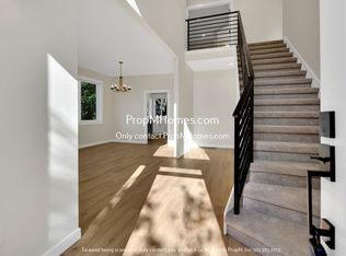 18052 Newell Ridge Dr, Oregon City, OR 97045
