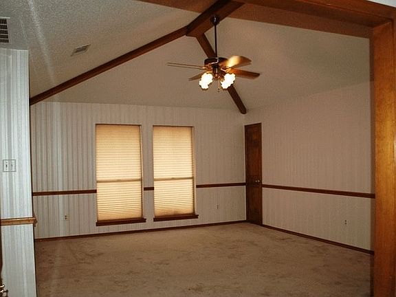 5th image of 4600 Lake Park Dr