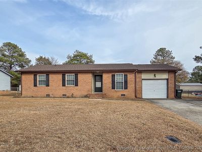 6560 Honeysuckle Dr, Fayetteville, NC, 28304