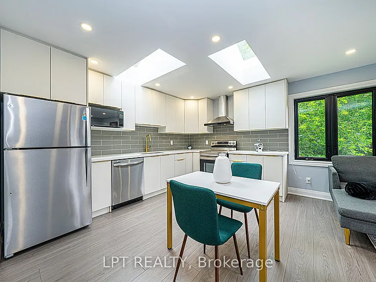 919 Lake Dr N #2 — Photo 13