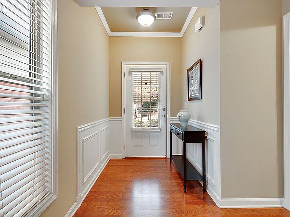 Lovely foyer