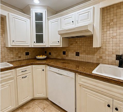 5th image of 16116 Arbor Ct