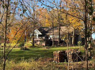 10627 W Peach St, Girard, PA 16417