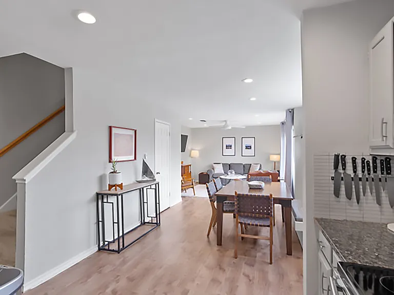2605 Enfield Rd #224 — Photo 10