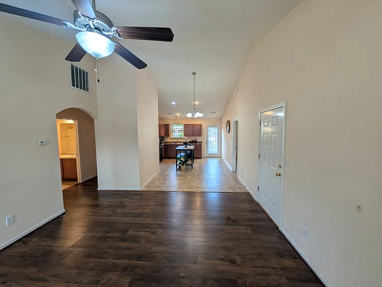 6 Nautical Dr — Photo 2