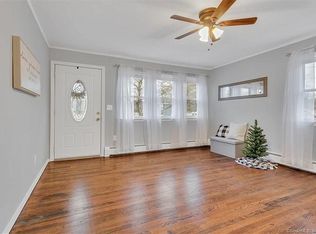 33 Minthal Dr, Southington, CT 06489