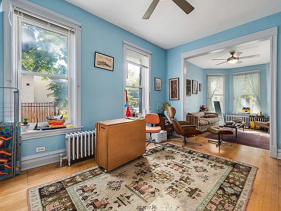 4th image of 2453 N Washtenaw Ave #1