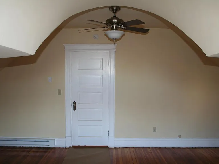 300 McGregor Ave #3 — Photo 16
