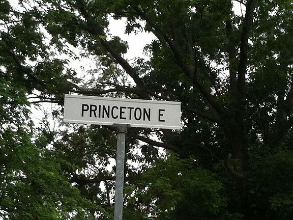 4th image of 4911 E Princeton Ave