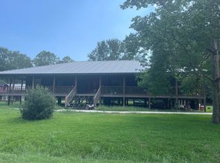 7351 Lee Rd, Waveland, MS 39520